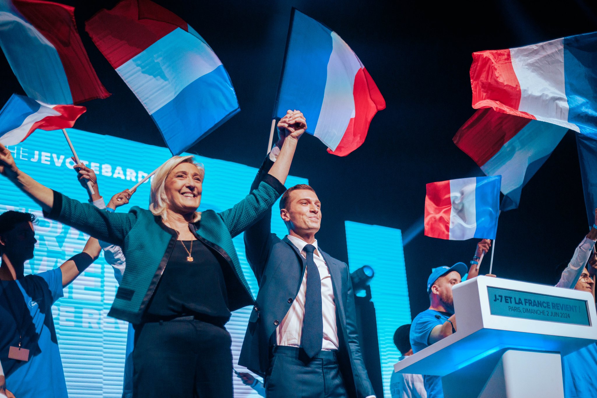 Marine Le Pen et Jordan Bardella lors d'un meeting du Rassemblement national, 2 juin 2024 © Jordan Bardella / X