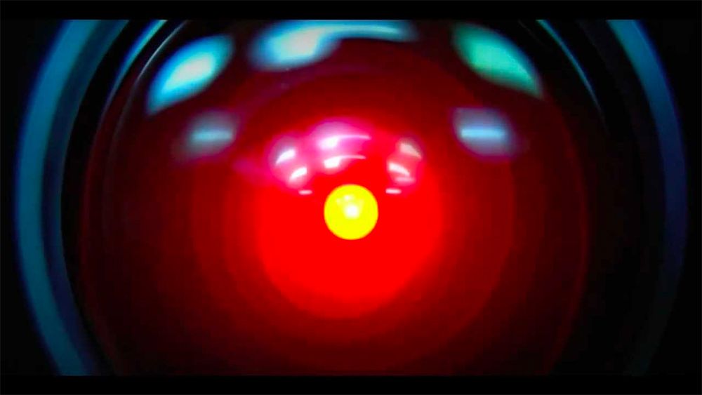 HAL 9000, l’IA du fil 2001 Odyssée de l’espace, via Wikimedia  Commons
