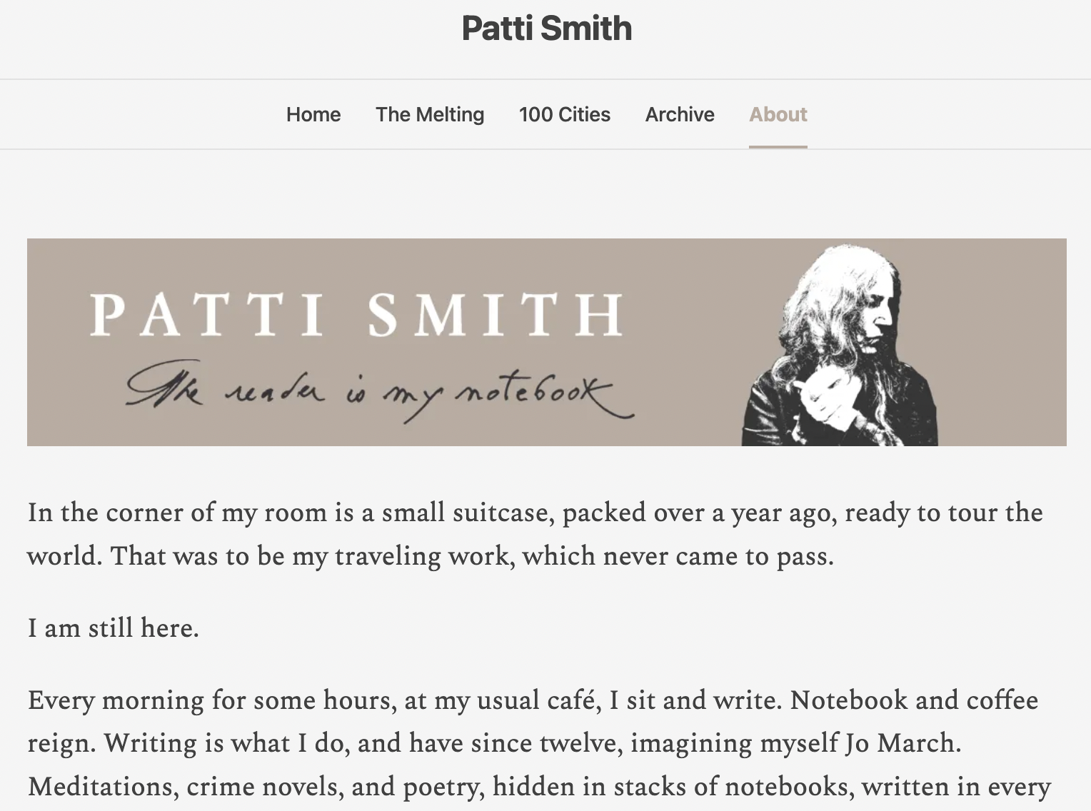 "Tous les matins durant plusieurs heures, dans mon café habituel, je m'assois et j'écris."