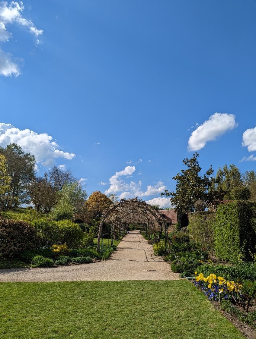 Les allées d’azalés du parc floral.
