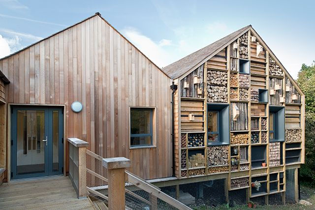 Les constructions de l’Américaine Joyce Hwang sont destinées à accueillir chauves-souris, fourmis et autres insectes.