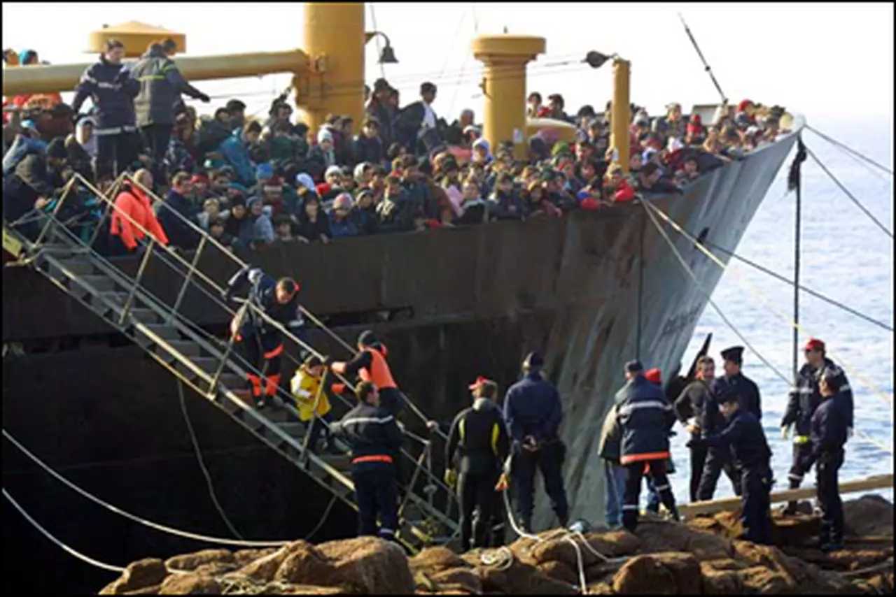Plus de 20.000 morts noyés en Méditerranée depuis dix ans parmi les candidats à l'émigration par la mer, venus des pays de la rive sud de la mer. 441 décès recensés pour le seul 1er trimestre 2023, chiffre le plus élevé depuis 2017... «Pendant le week-end de Pâques, 3 000 migrants ont atteint l’Italie sur ce seul week-end, ce qui porte le nombre total d’arrivées dans ce seul pays, depuis le début de l’année à 31 192 personnes», précise l’Organisation mondiale sur les migrations (OIM).