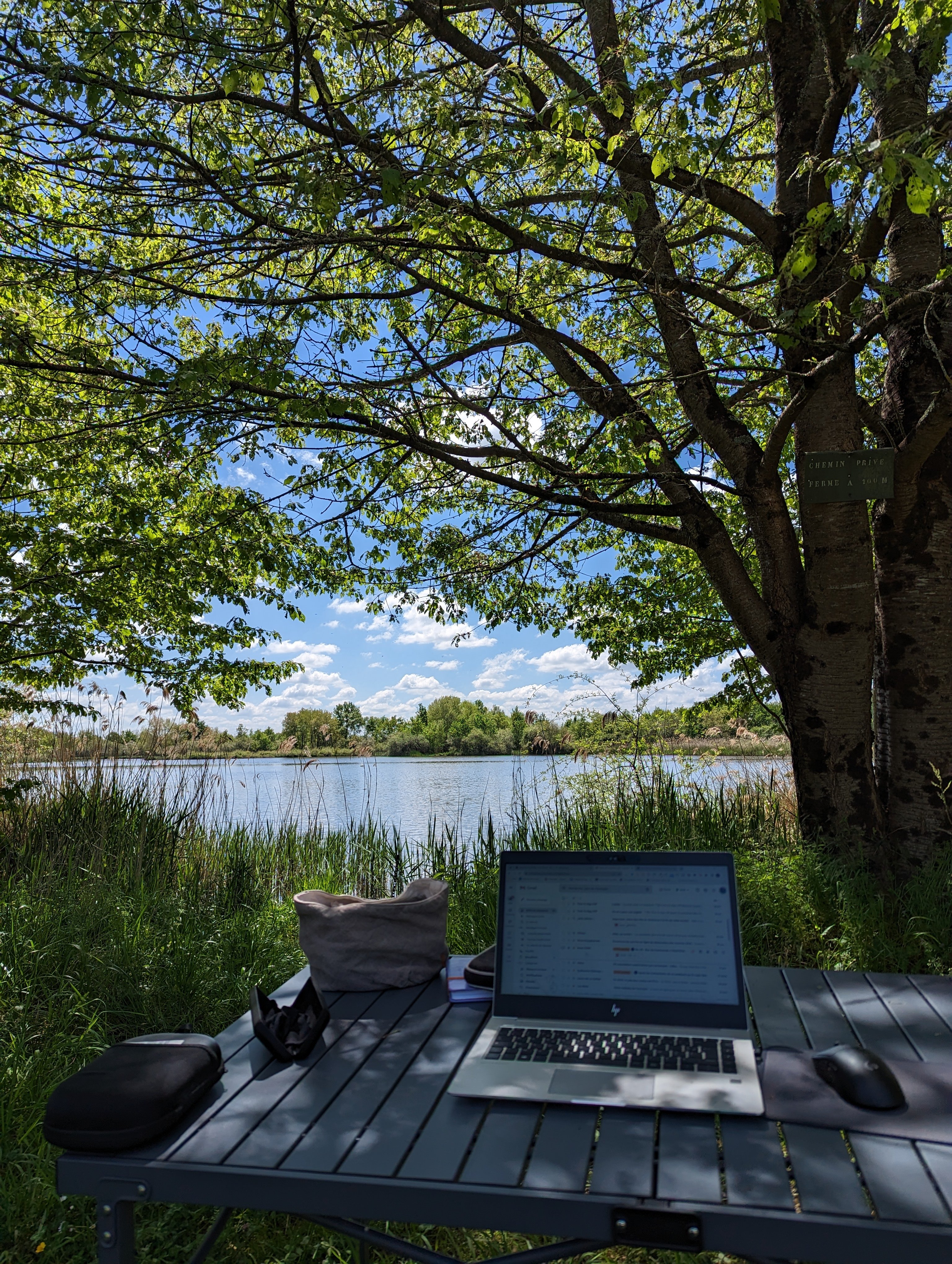 Mon bureau pour la journée.