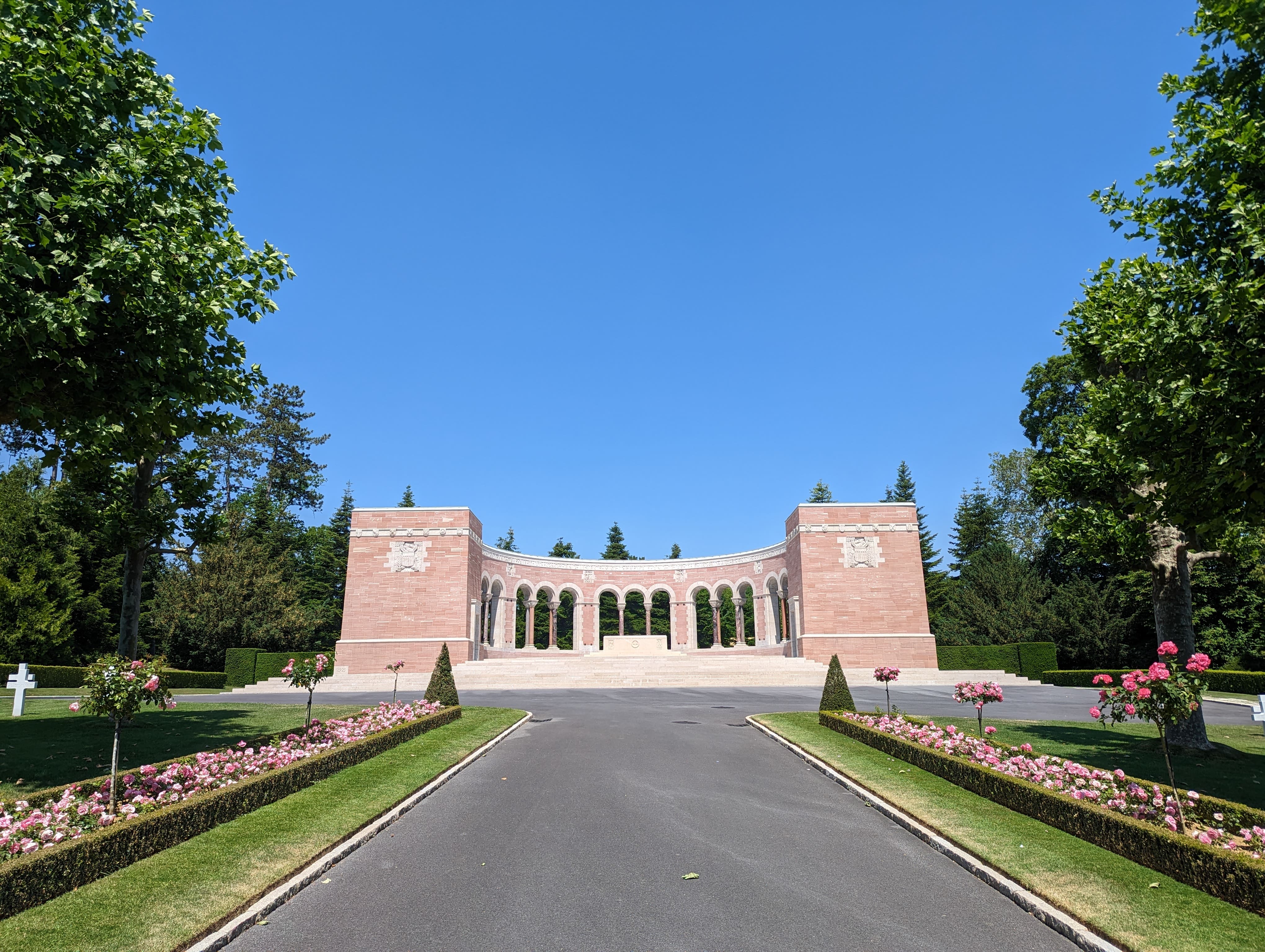 Le monument aux disparus.