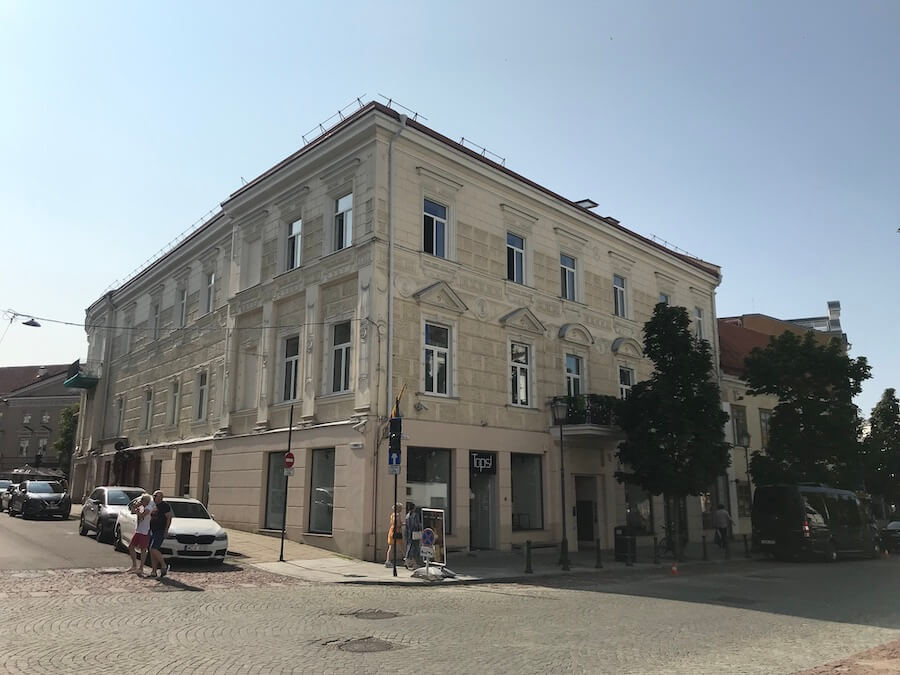 L'immeuble où se trouvait l'hôtel Domina Plaza dans lequel résidaient Marie Trintignant et Bertrand Cantat