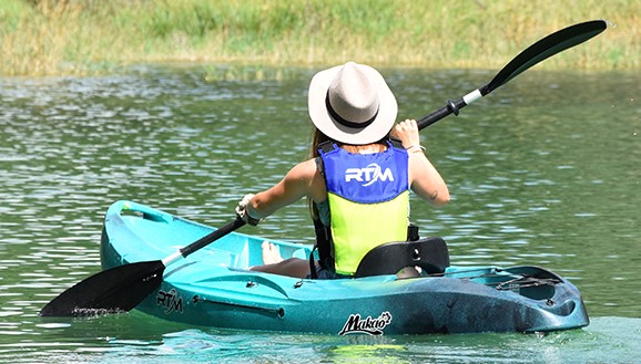 Allez, à l’eau maintenant, ça suffit.