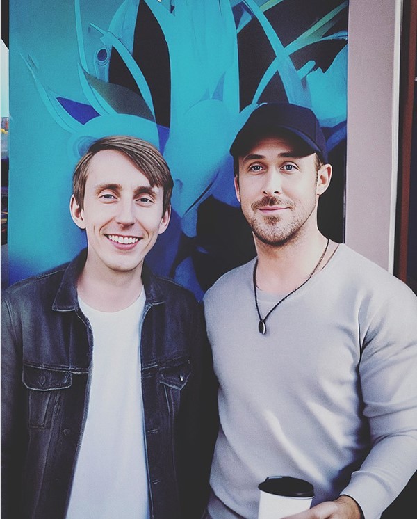 Ryan Gosling avec Kyle Vorbach, dans une fausse photo créée avec Stable Diffusion Source : Kyle Vorbach (Instagram)