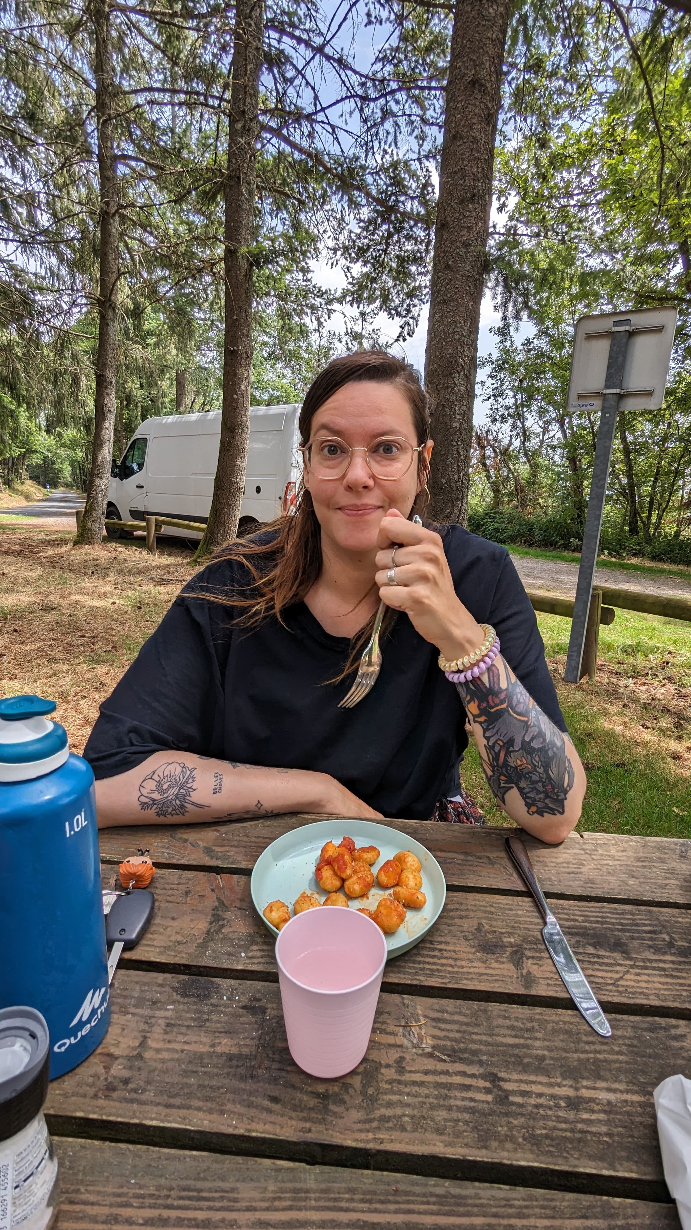 Dégustation de gnocchis en forêt