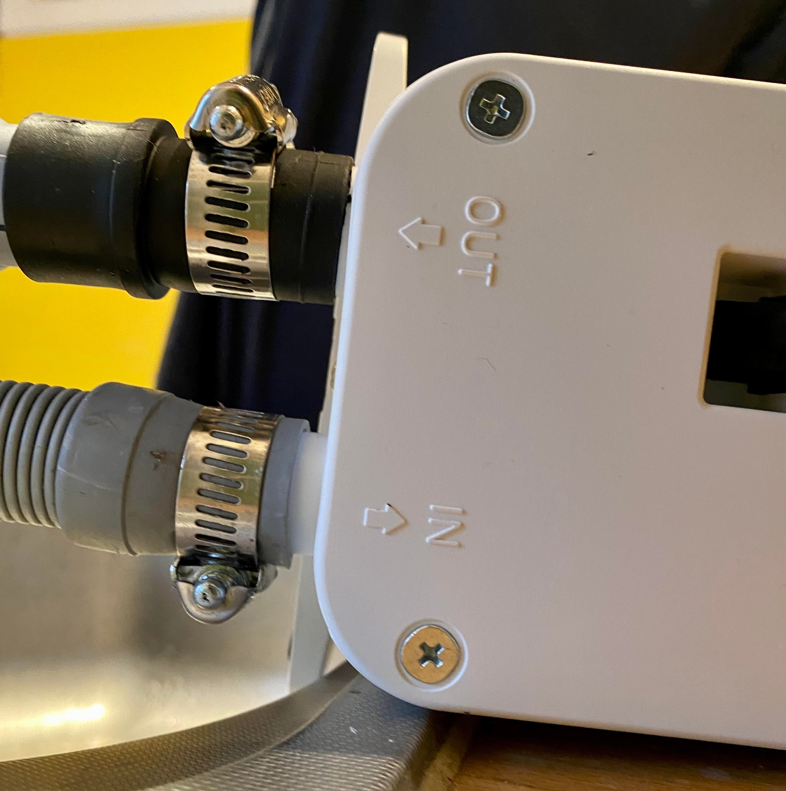 Les branchements du filtre (c) LaboMaison