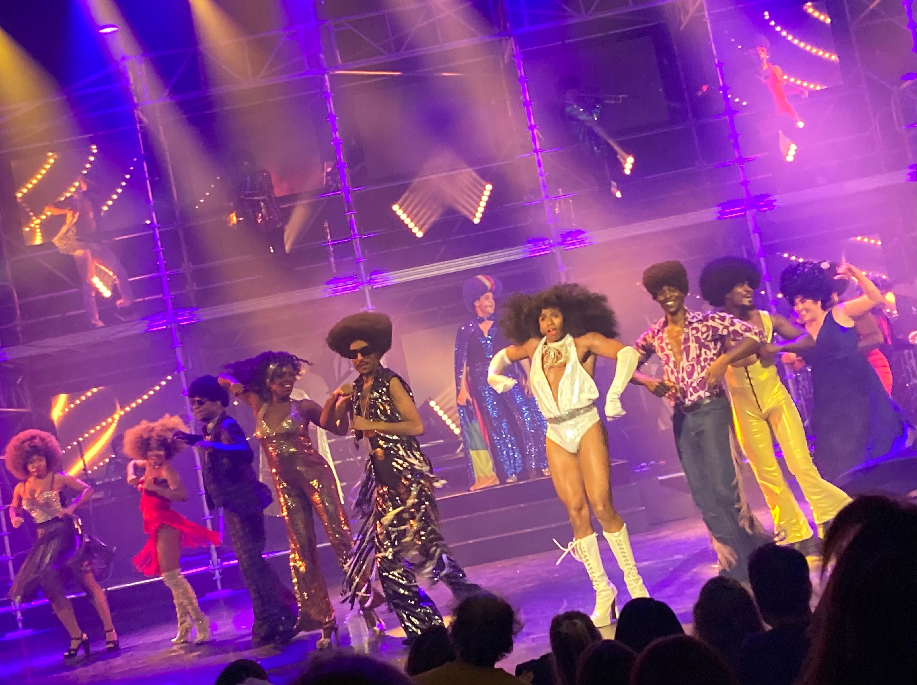 Du glam, du Beyoncé, du Queen, de la soul... 