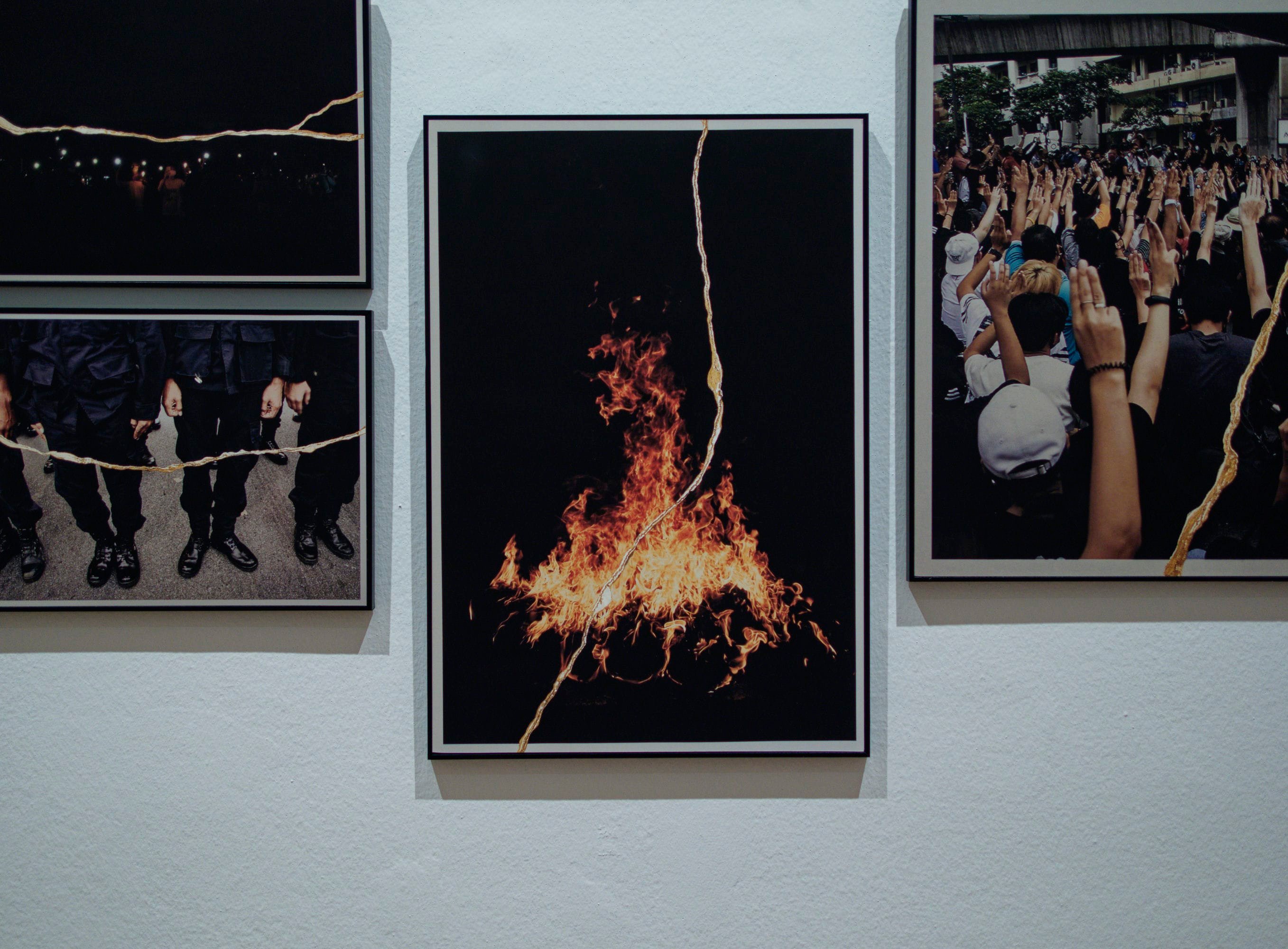 Série "The Will to Remember" de Charinthorn Rachurutchata, sur les répressions en Thaïlande en 1976 et 2001.