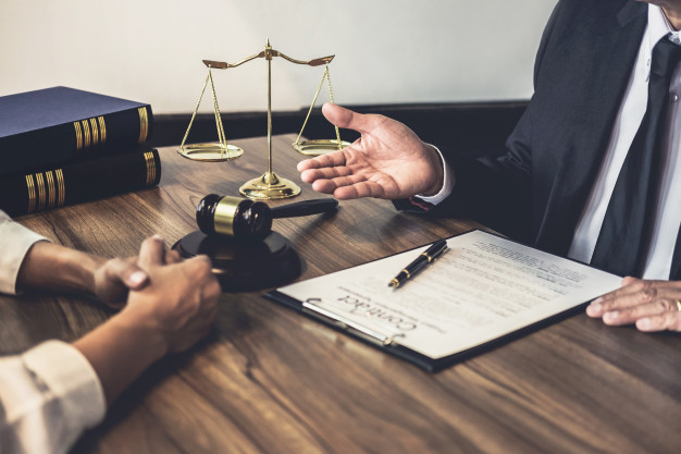«&nbsp;Vous voulez devenir pirate&nbsp;? Très bien&nbsp;! Mais avez-vous pensé à votre contrat de mariage&nbsp;?&nbsp;»