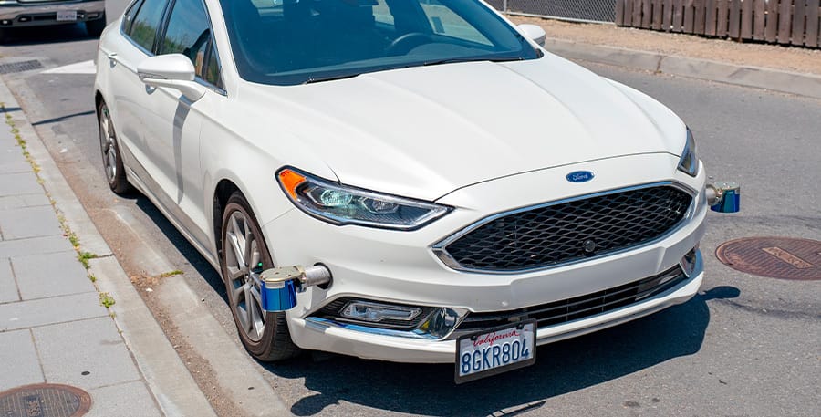 Une voiture autonome en test aux États-Unis bourrée de capteurs LiDaR // © Getty Images 