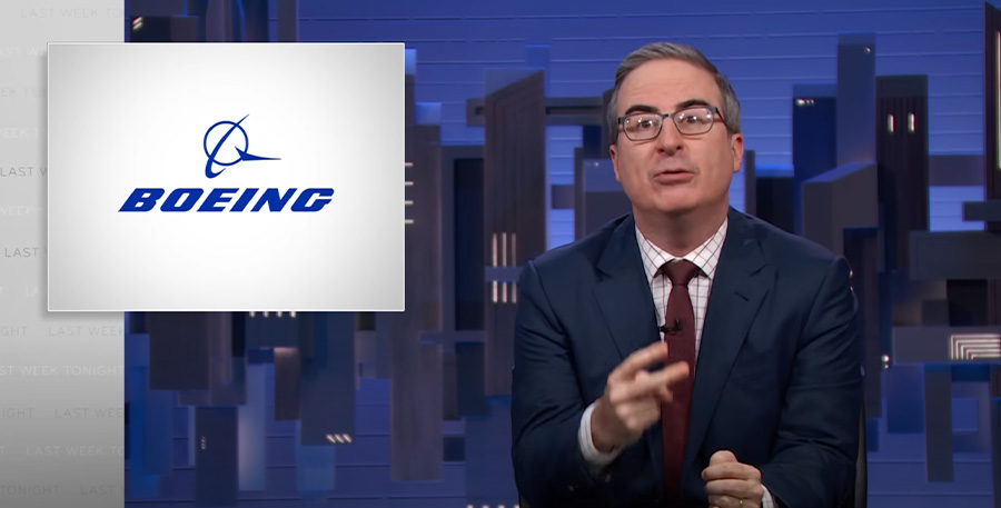 Quand tu passes chez John Oliver déjà, tu sais que ça va pas fort pour toi // © HBO