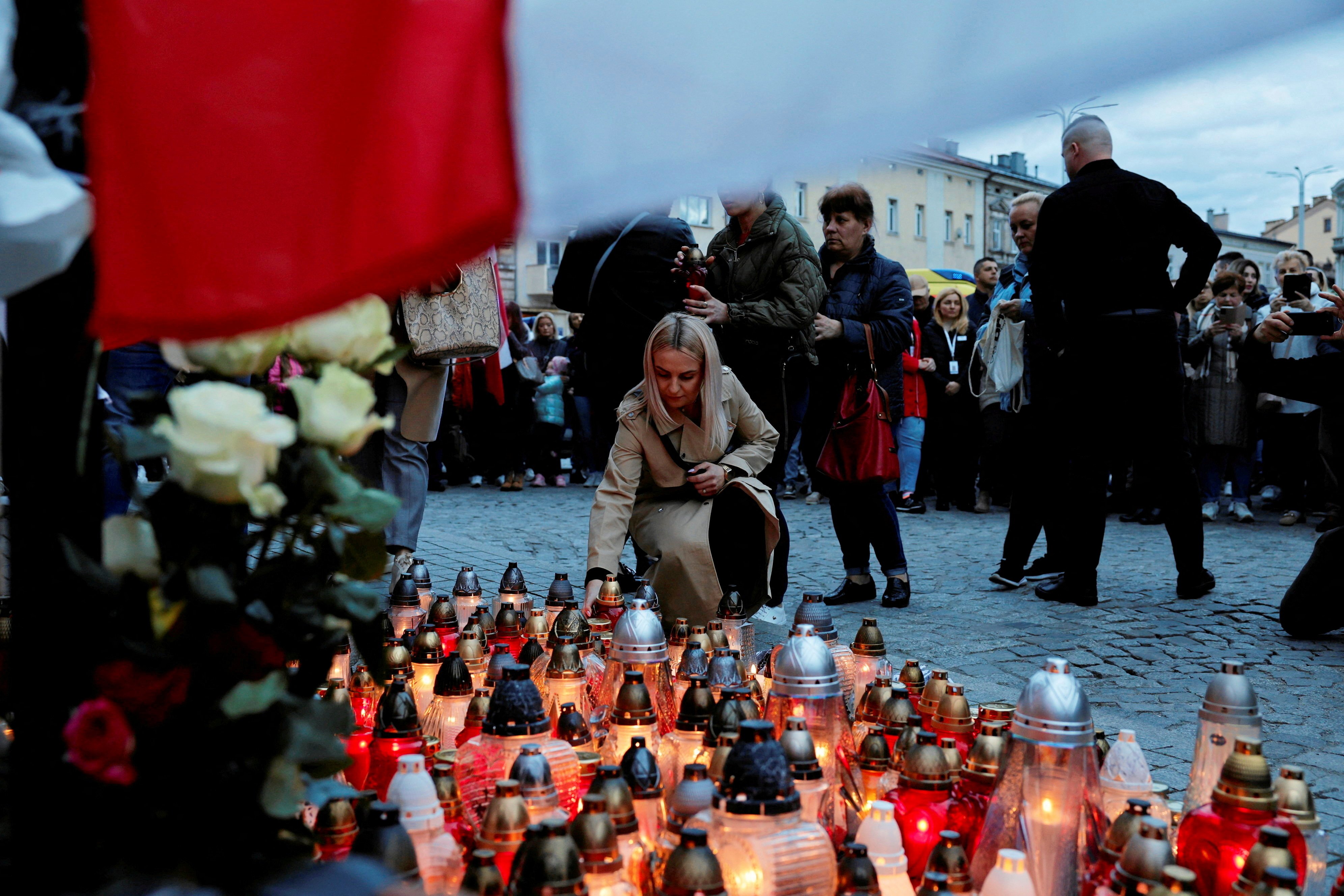 Hommage aux 7 travailleurs de WCK, à Przemysl en Pologne le 4 avril 2024. Photo: Patryk Ogorzalek/ Agencja Wyborcza, via Reuters