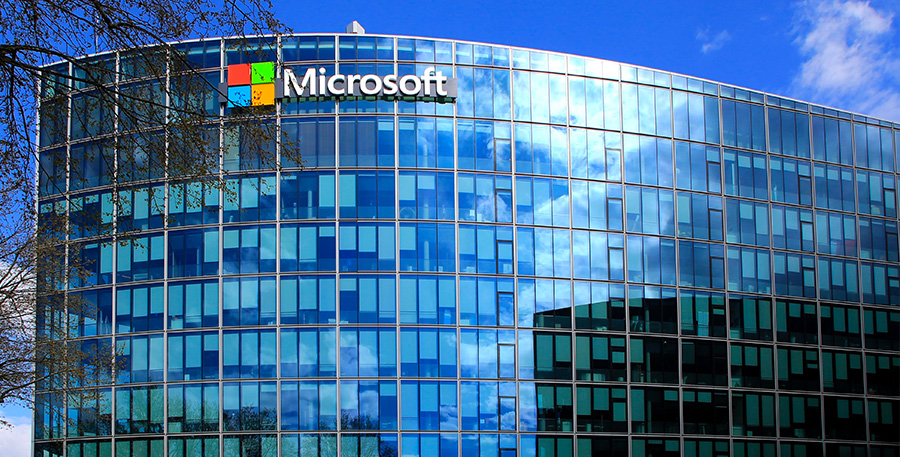 Siège parisien de Microsoft, gare aux coups de soleil // © Getty