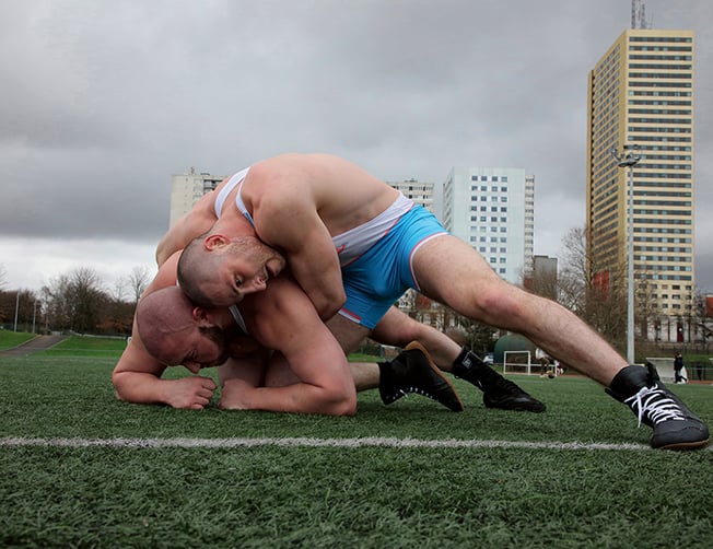 "Fête foraine" par Marc Martin avec du muscle, et des tours