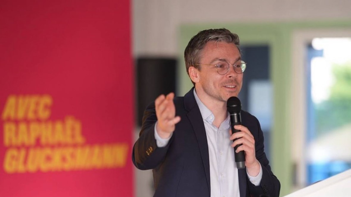 En campagne, le 8 mai 2024