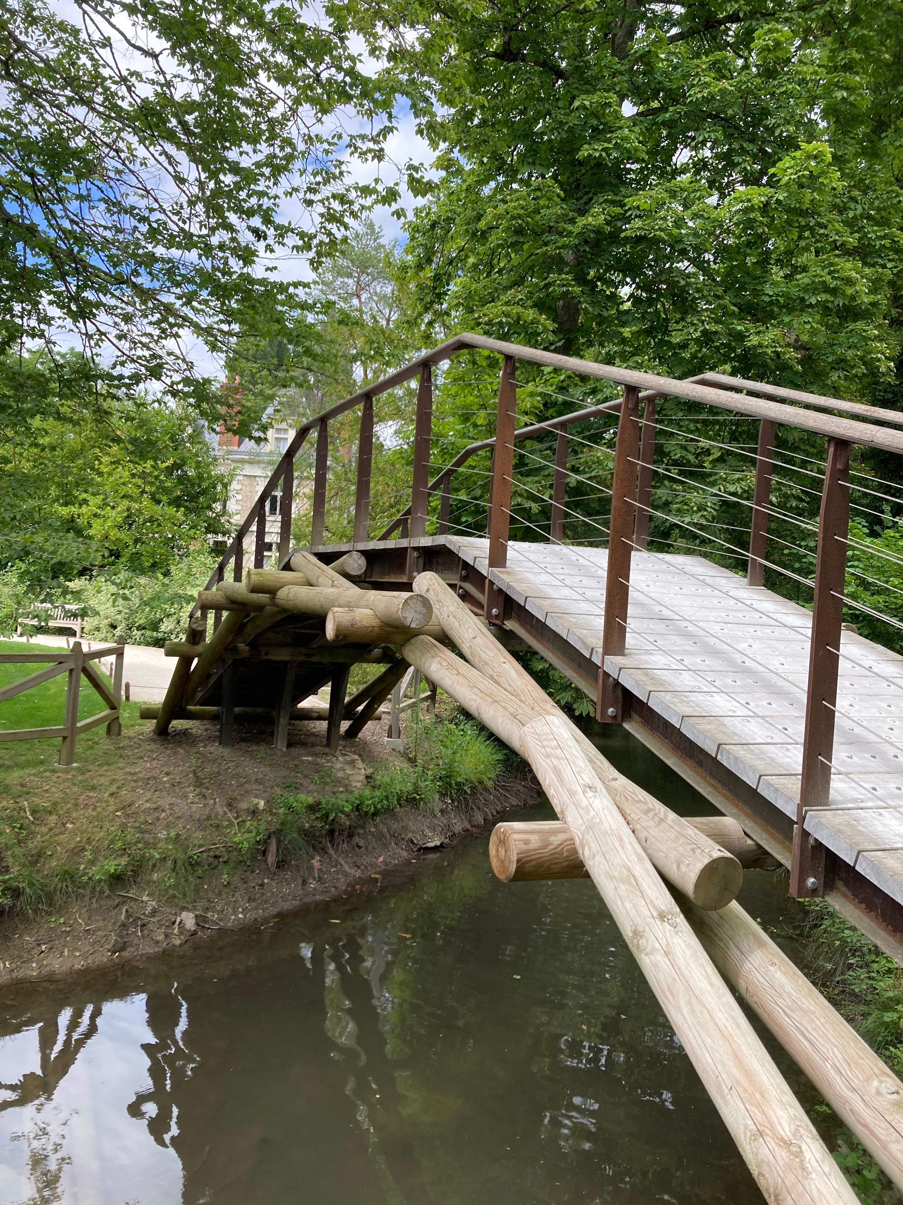 Le pont auto-portant de Leonard de Vinci