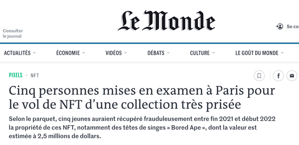 Des têtes de pioches qui volent des têtes de singe