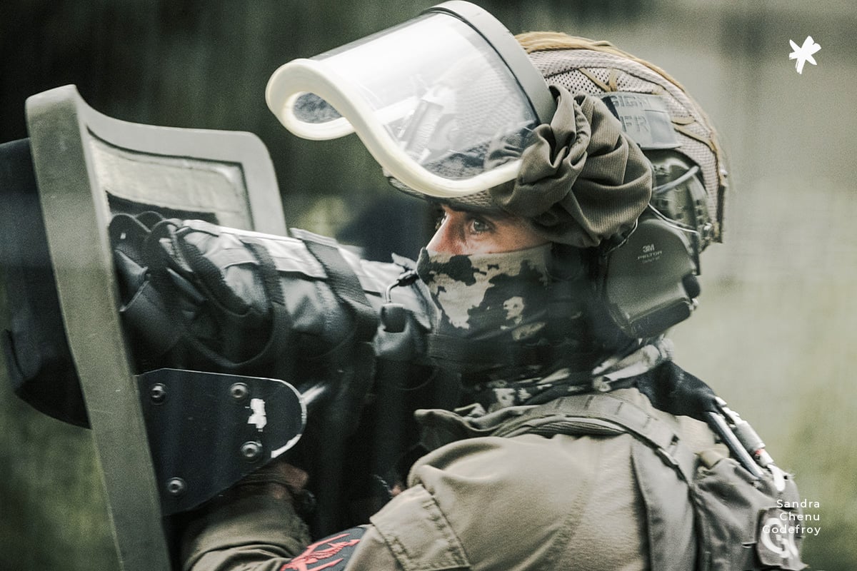 Gendarme du GIGN après une démonstration au salon Milipol.  Novembre 2023 / Villepinte (75) / FRANCE [Ref:1023-25-0293]