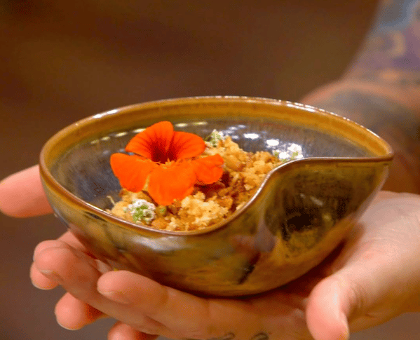 Crumble de coco au cumaru, dessert réalisé dans Masterchef (c) Masterchef 