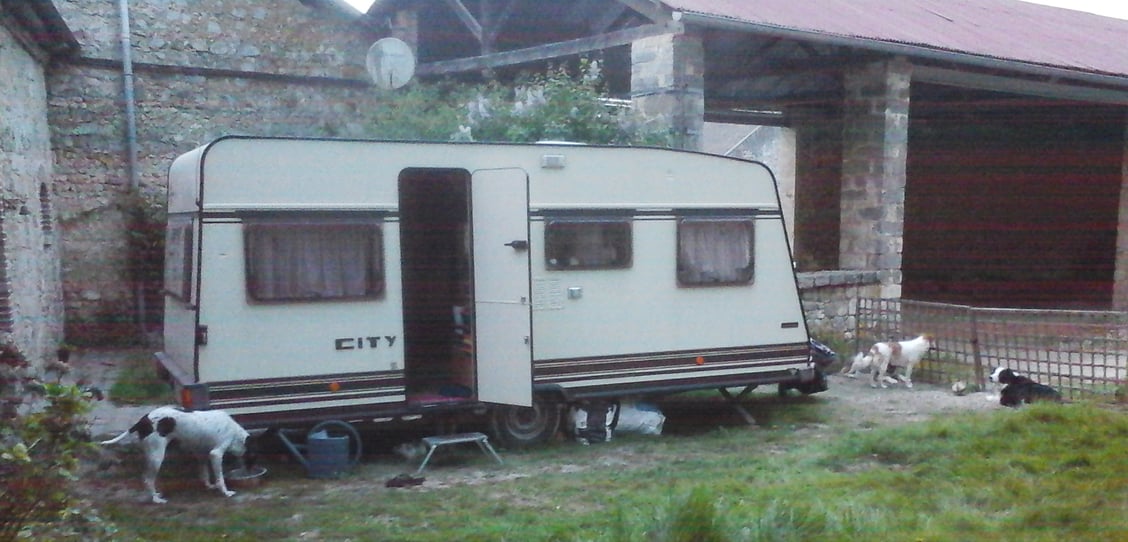 La  première maison mobile, dans le jardin de ma dernière location, Chevry-en-Sereine (77), 24 avril 2017, photo AB