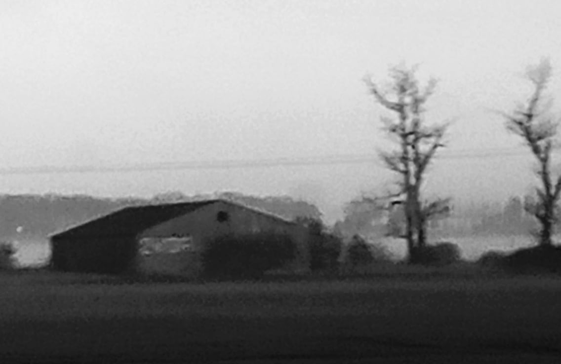 Cliché pris lors d'un des nombreux aller-retour "Paris Normandie", reflet de l'état de mon âme désolée