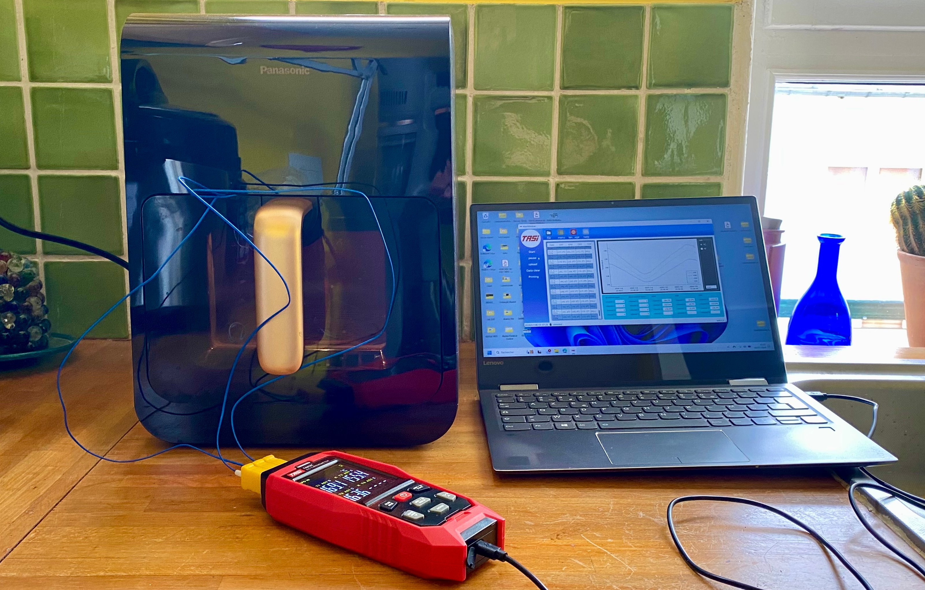Le test du airfryer Panasonic NF-CC600 dans notre labo (c) Labo Maison