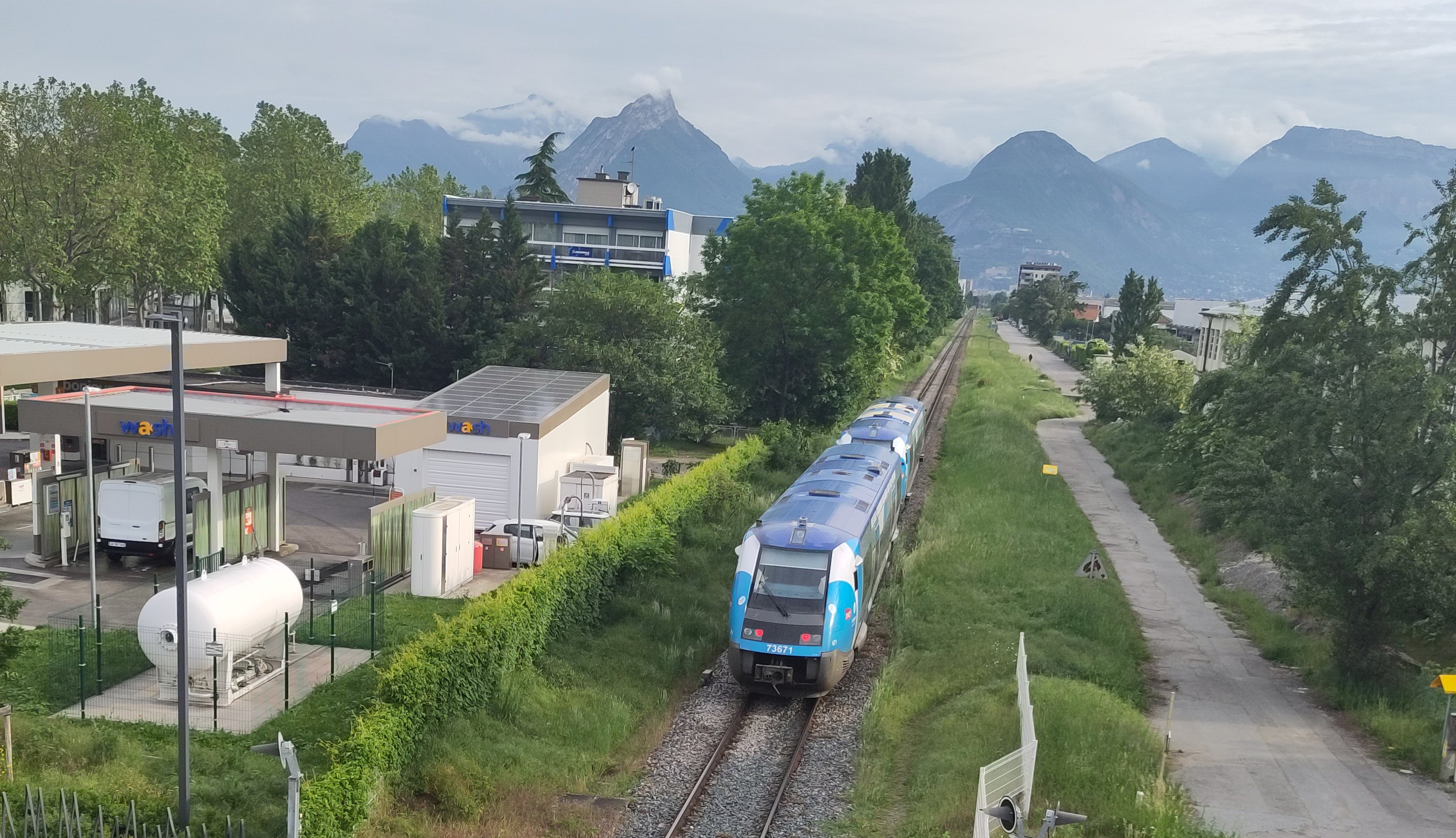 Direction les montagnes 