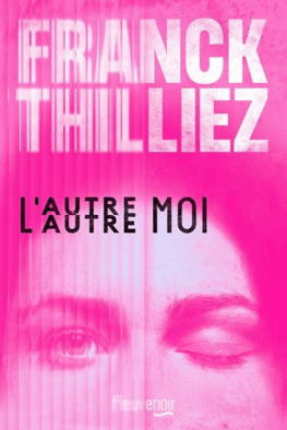 Je ne l'ai pas vu en vrai, mais il y a fort à parier qu'ici c'est un pantone rose fluo