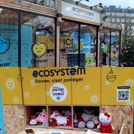 Parmi les 660 points de collecte "Laisse parler ton coeur", celui de la Cour de Rome à St Lazare Paris
