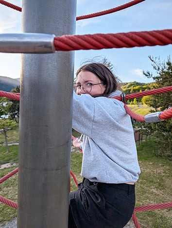 Notre "guide" du jour s'accorde plutôt bien avec le concept de Kamba ☺️🪢