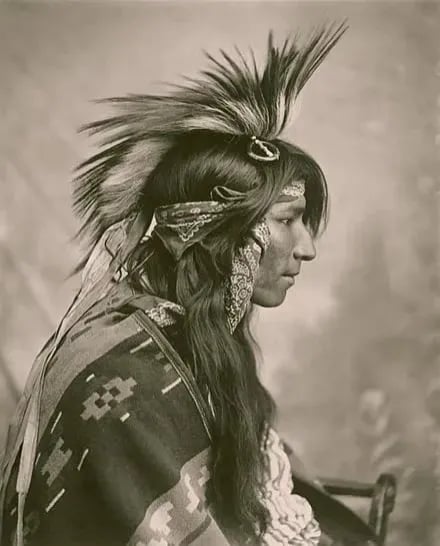 Un Cri, photographié par G. E. Fleming en 1903