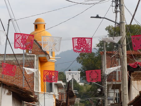 Colores para celebrar - Santa Fe de la Laguna, Michoacán