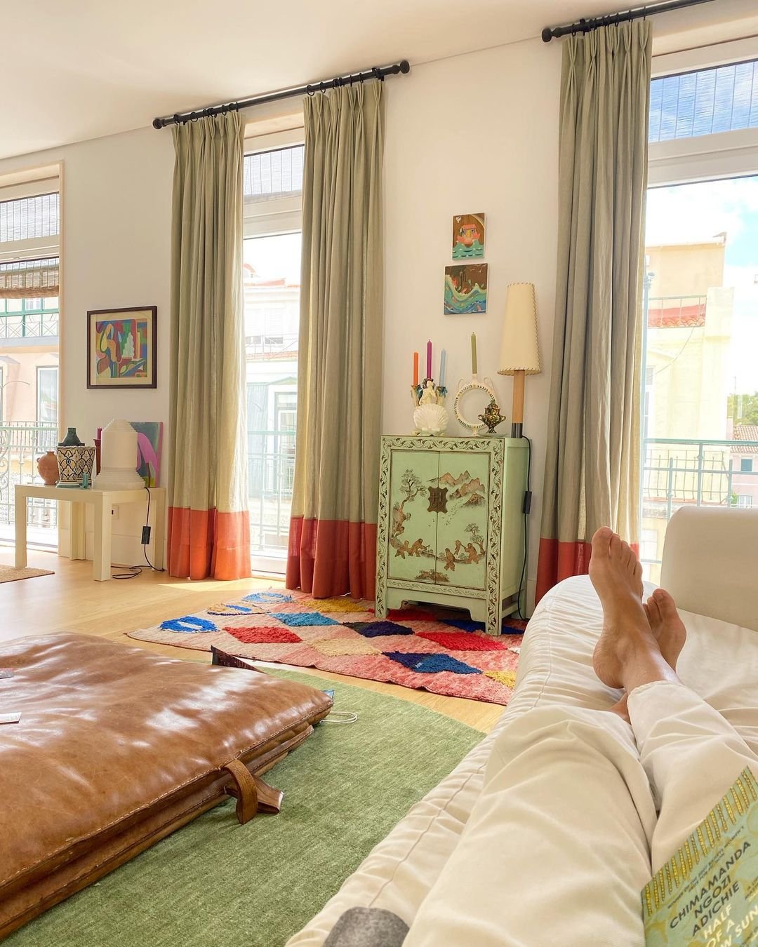 Natalia Sly, chez elle à Lisbonne