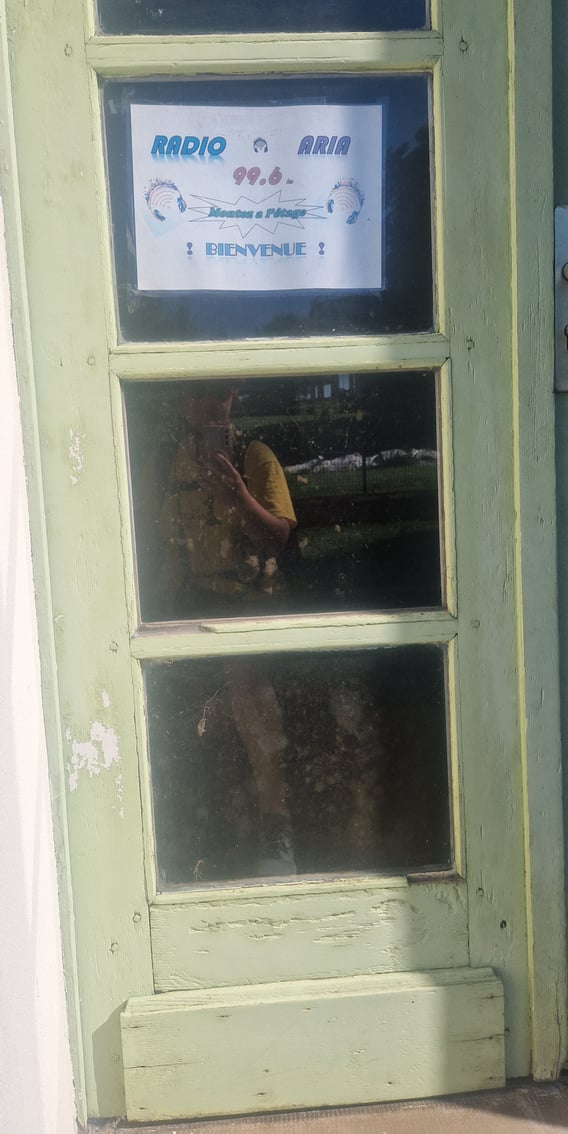 Entrée fermée de Radio Aria