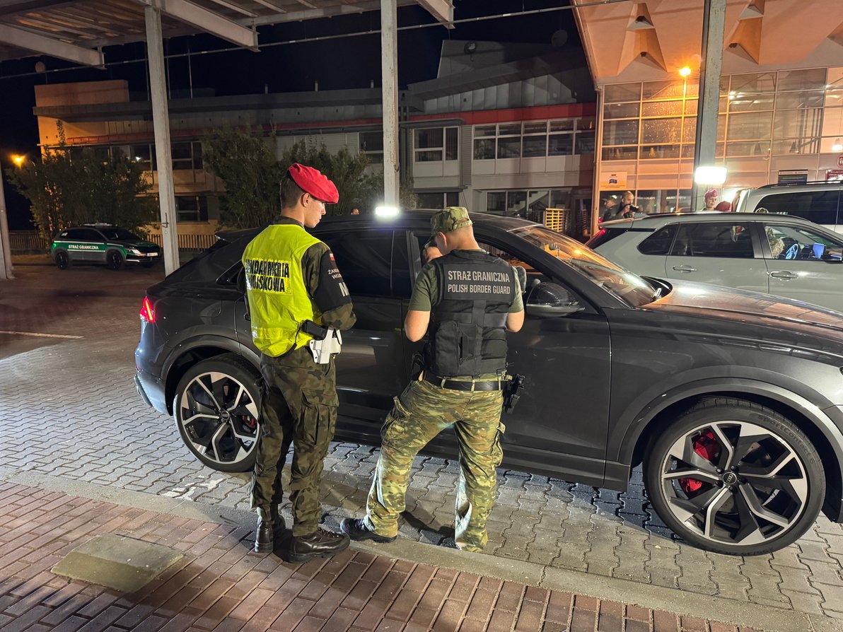 Poste de contrôle sur l'autoroute A2 ©Kilian Bigogne