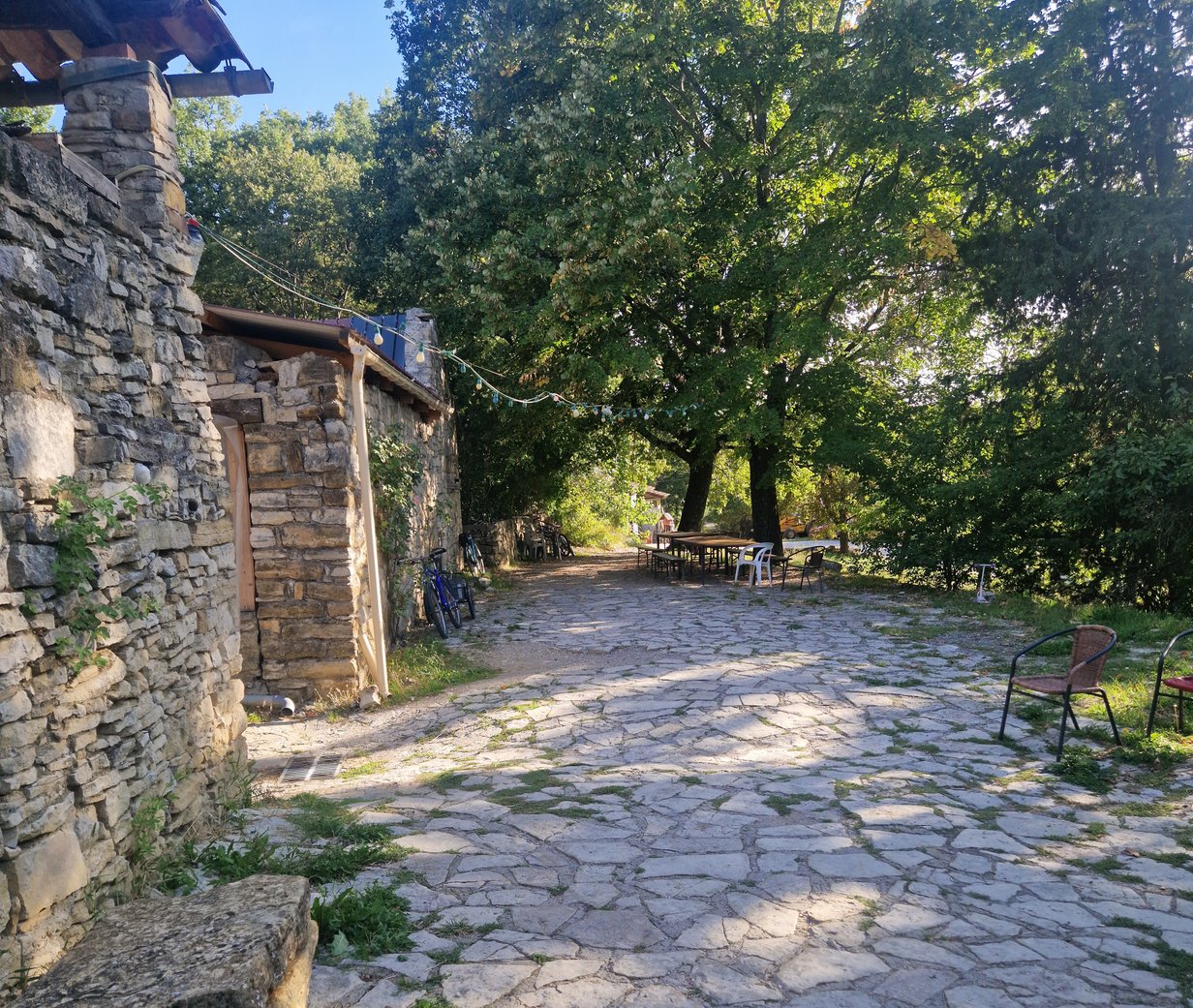 Association Longo Maï, Limans