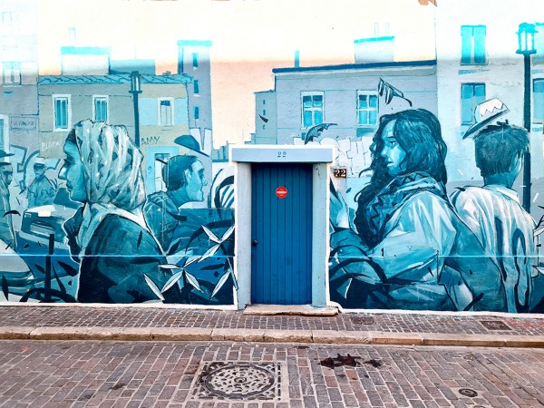 Dans le quartier historique du Panier, à Marseille, les street-artistes ont carte blanche. 