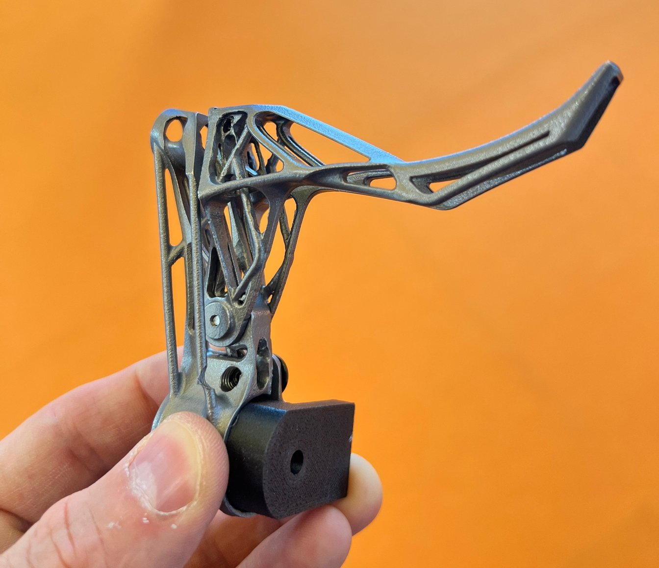 Levier de frein en impression 3D titane