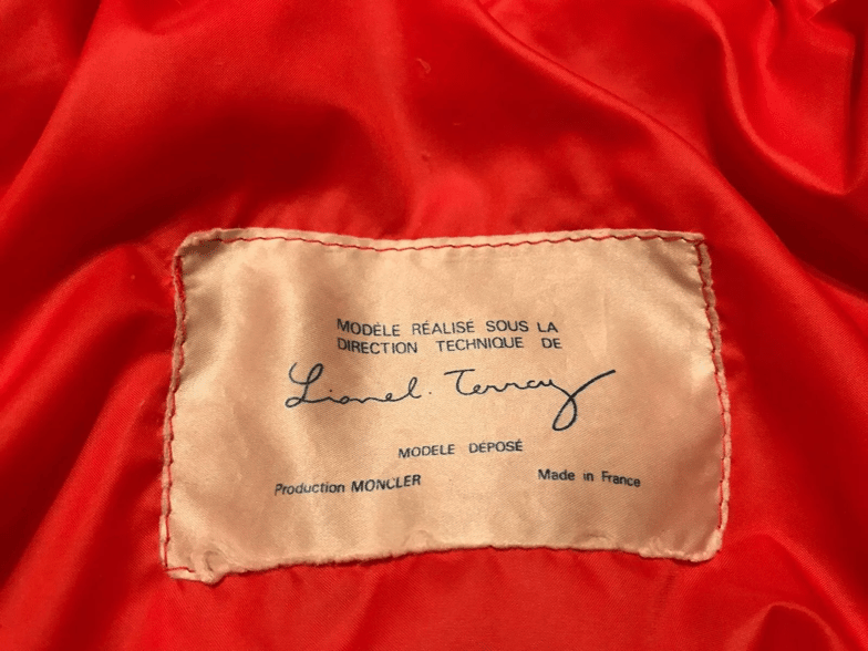 Étiquette sur une doudoune Moncler du début des années 60. Crédits : Basecamp Vintage & Archives