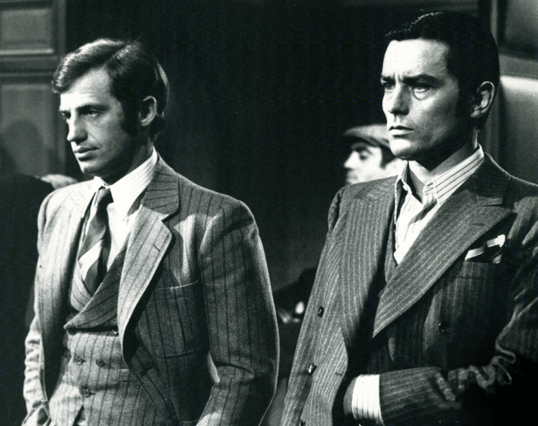 Jean-Paul Belmondo en costume trois-pièces Cerruti dans "Borsalino", 1970. Adel Productions.