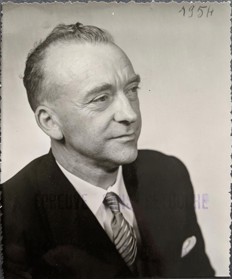Pierre Guichard, Fondateur du Glazik, ici photographié en 1954. Crédits : Le Glazik.