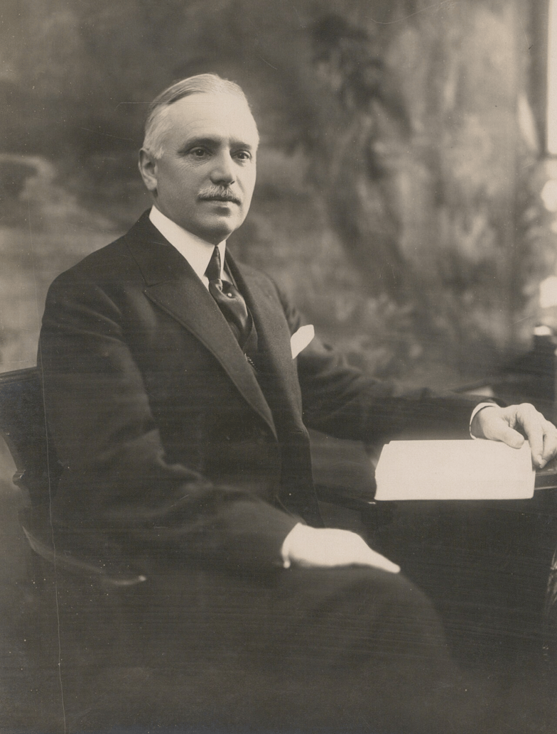 Émile Hermès ©Henri Manuel, domaine public.