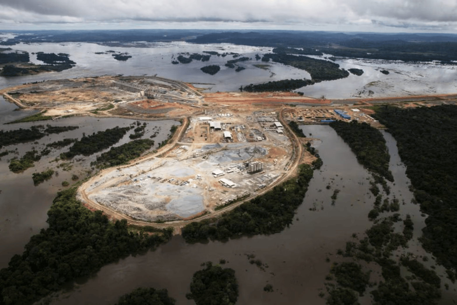 Barrage de Pimental, sur le fleuve Xingu, (c) André Villas-Bôas/ISA