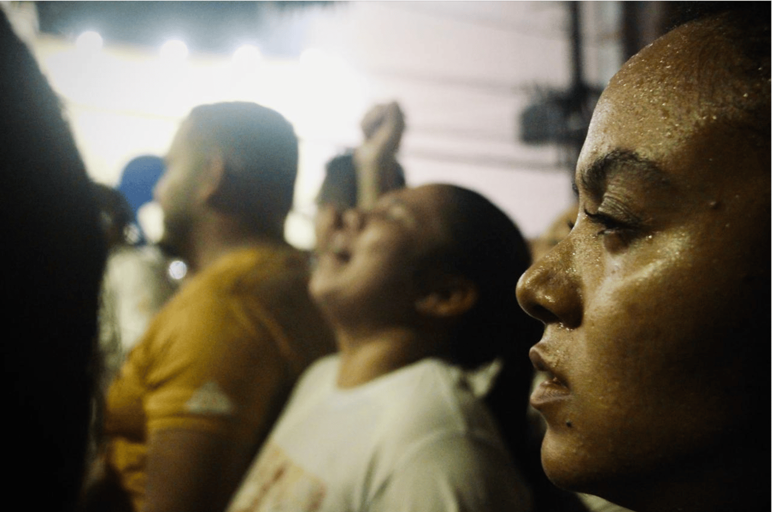 L'émotion des pélerins (c) Roberta Damasceno