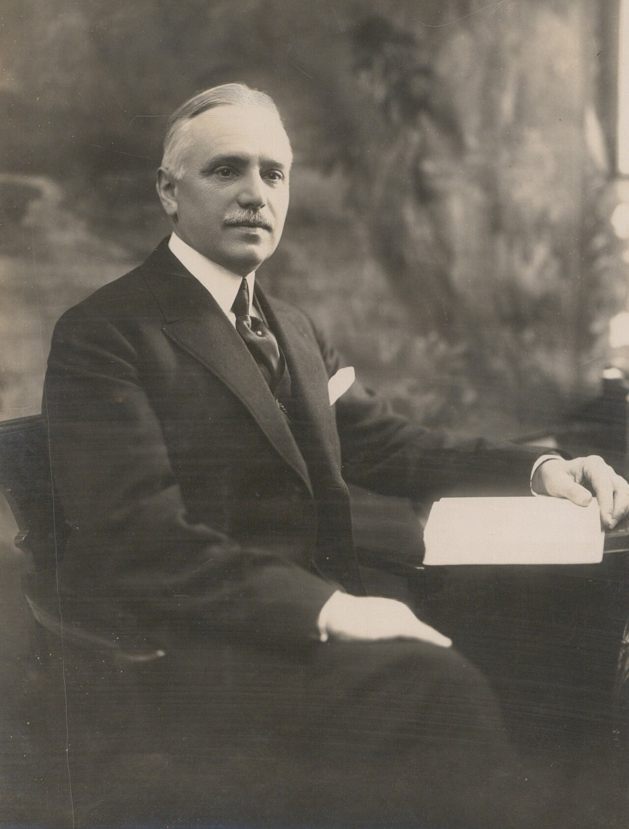 Émile Hermès ©Henri Manuel, domaine public.
