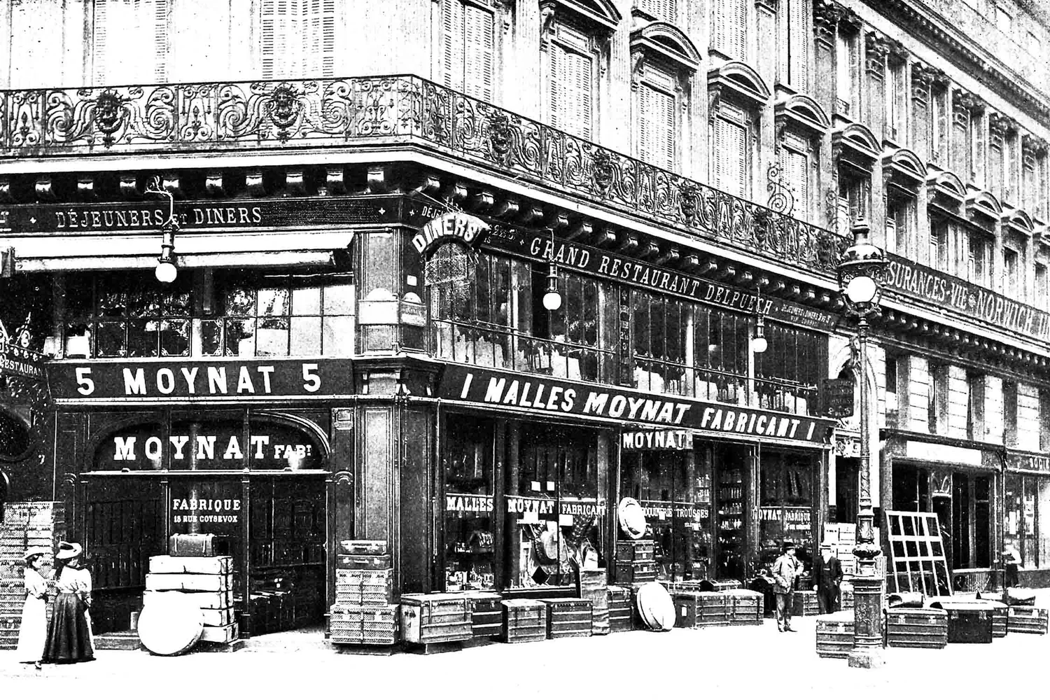 Maison de vente Moynat place du Théâtre-Français. ©Moynat