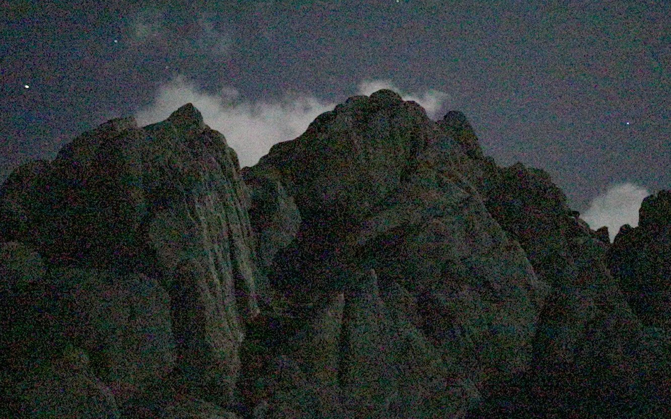 L’île sentinelle, 2026. Anne-Charlotte Finel. Tryptique vidéo, bande sonore multicanale Nicolas Charbonnier, 19min 13s. Courtesy de l’artiste et de la galerie Jousse Entreprise, ADAGP.